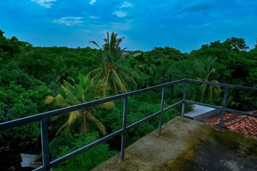 Emerald Home Stay Anuradhapura Exterior foto